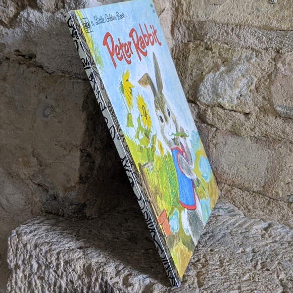 A LITTLE GOLDEN BOOK I Vintage Peter Rabbit Book - Picture 4 of 14